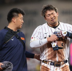 【WBC2026】不幸中の幸い？右膝負傷の鈴木誠也、後十字靭帯の軽度損傷と診断「日に日に良くなっている」　指揮官も安堵「IL入りは経過次第」