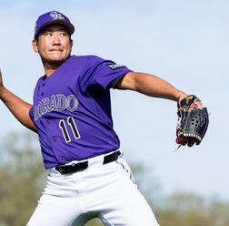 【MLB】「34球中26球ストライク」OP戦初登板の菅野智之、WBC米国代表ウェブと投げ合い3回無失点　指揮官も絶賛「制球力が高い」