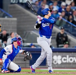 【MLB】“2戦連発”大谷翔平、今季3号アーチは苦手左腕の「内角低めボール球」を完全攻略　米記者驚きの一発「数年前、彼を封じるために……」