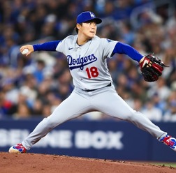 【MLB】“今季2勝目”山本由伸、無死満塁で圧巻火消しのベシアに「助けられました」 7回途中1失点でドジャース5連勝