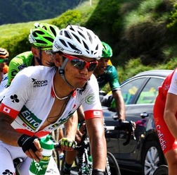 　新城幸也（28＝ヨーロッパカー）が本格的な山岳初日となったツール・ド・フランス第8ステージで、チームエースのピエール・ローラン（フランス）を力強くアシストした。