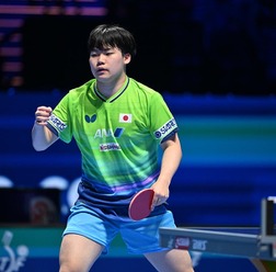 16歳・松島輝空が初出場で中国の世界王者に衝撃ラリー　WTT公式が2024年大会で見せた“死闘”に再脚光【世界卓球2026】