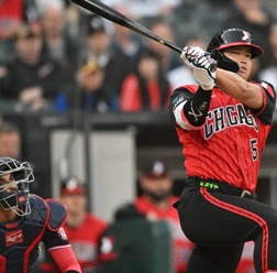 【MLB】「軽く打ったような感じで……」11号アーチの村上宗隆を指揮官称賛　「パワーには本当に驚かされる」キング争いでメジャートップタイ