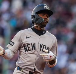 【MLB】「恐ろしい挑戦だ」チザムJr.がど真ん中を見送ってまさかのABSチャレンジ　結果は案の定……実況席は苦笑い、敵地大ブーイング