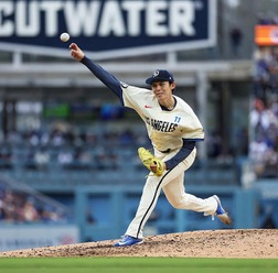 【MLB】佐々木朗希、鈴木誠也らに3被弾も初勝利なるか　6回途中5K4失点の粘投、満塁ピンチもドライヤーら好救援