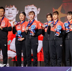 卓球女子「打倒・中国」への現在地 世界3位・張本美和が固めたエースの地位 “カットマン”橋本帆乃香が示した可能性【世界卓球2026】