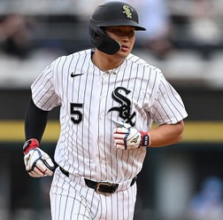 【MLB】圧巻16・17号の村上宗隆、公式記者が“最速ペース”のスタッツ紹介 24歳同僚とのアベック弾はメジャー記録も視界
