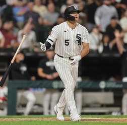 【MLB】村上宗隆、劣勢の終盤に起死回生の同点19号2ラン　“メジャー新人最速ペース”タイ記録に