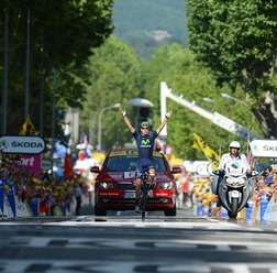 　第100回ツール・ド・フランスは7月16日にベゾンラロメーヌ～ガップ間の168kmで第16ステージが行われ、モビスターのルイ・コスタ（ポルトガル）が2年ぶり2度目の区間勝利をものにした。首位を走るスカイのクリストファー・フルーム（英国）は総合成績の上位選手ととも