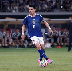 遠藤航が離脱した日本代表、ボランチではなくFWを追加招集 米メディア「驚きは守田英正を選ばなかったこと」と伝える