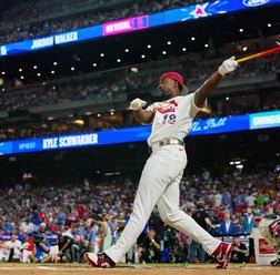 【MLB】ホームランダービーは24歳ウォーカーが初優勝、フィリーズファンのブーイング背にシュワーバーと対戦　“最終スイング4連発”で逆転勝利