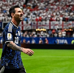 アルゼンチン代表GKが語るイングランド撃破の真相……カギは「メッシをタッチライン際に張らせておいたこと」【北中米W杯】