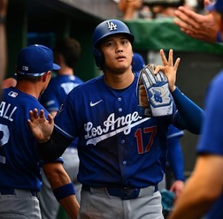 【MLB】左膝の水を抜いた大谷翔平、球宴明けヤンキース戦からDH出場へ ロバーツ監督明言「ラインナップに入るだろう」