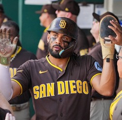 【MLB】タティスJr.が「今季メジャー最長145メートル」特大弾　開幕2カ月ノーアーチも……オールスター明け“5戦3発”の巻き返し