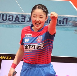 「世界ランキングでは上にいますが……」張本美和が語ったエースへの考え　神奈川を勝利に導いた18歳は「3連覇を目指す」【Tリーグ】