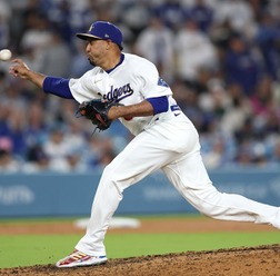 【MLB】またも炎上の守護神ディアス、配置転換の話題にはロバーツ監督も苛立ち「他に誰かいるんだ?」 本人は“降格”も受け入れ覚悟