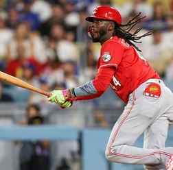 【MLB】ドジャース、次なるターゲットは“若き超人”か ロバーツ監督も特大の才能にゾッコン「獲得に名乗りを上げる球団はたくさんある」