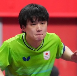 張本智和、イランの技巧派サウスポーに驚異の粘りも金星献上　3冠狙った男子エースがシングルスは8強終戦【アジア大会2026】