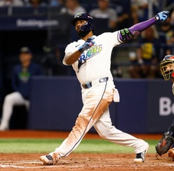 【MLB】レイズが6年ぶりのワールドシリーズ進出　今季42本塁打カミネロ、ポストシーズン初アーチがダメ押し弾