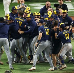 【MLB】球団創設58年目ブルワーズ、4勝1敗でレイズを下して初の世界一　剛腕ミジオロウスキーが6回途中無失点の快投劇