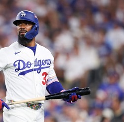 【MLB】テオスカーのトレード先候補に6球団、米メディアが古巣ブルージェイズらを予想「獲得先は見つけられるはず」　ドジャースの年俸負担がカギに