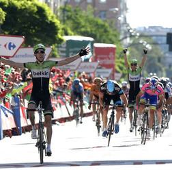 　第68回ブエルタ・ア・エスパーニャは9月11日、カラオラ～ブルゴス間の189kmで第17ステージが行われ、ベルキンのバウケ・モレマ（26＝オランダ）がステージ優勝した。
