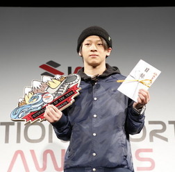 JASAは、年間を通じてアクションスポーツ（サーフィン、スケートボード、スノーボード等）で活躍したライダー、アクションスポーツの発展に貢献した人物やイベントを表彰する『JAPAN ACTION SPORTS AWARDS 2014』を3月18日に東京・恵比寿「リキッドルーム」にて初開催し
