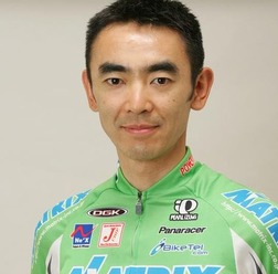 　8月5日に行われた2007全日本実業団サイクルロードレースin丸岡で、橋川健（37＝マトリックスパワータグ）が優勝。同選手の実業団レースでの優勝は05年　実業団飯田大会以来約2年ぶり。
　この日は有力選手が海外遠征で不在のため、チームとして多数の選手を参加させて