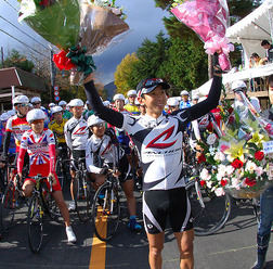 　04年アテネ五輪代表のプロロード選手、田代恭崇（33＝ブリヂストン・アンカー）が、11月11日に山梨県・西湖で開催されたブリヂストンサイクル杯第30回日刊スポーツサイクルグランプリ（中野浩一V10メモリアル・ツール・ド・ジャパン最終戦西湖ステージ）の出場を最後