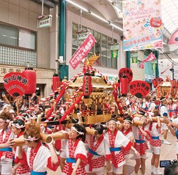 日本三大祭り「天神祭」が23日から3日間開催、ギャル神輿35年記念（画像提供＝天神祭ギャルみこし実行委員会）