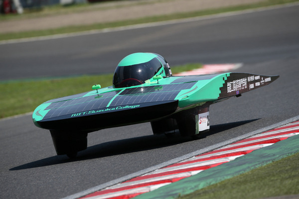 FIA ALTERNATIVE ENERGIES CUP ソーラーカーレース鈴鹿2015