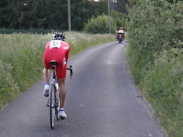 　オランダのナイメーヘンで開催されている2008世界大学選手権自転車競技大会は2日目の5月23日、男女のロードタイムトライアルが行われ、順天堂大の辻本翔太が29位になった。