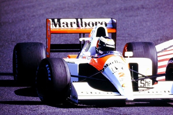 1991年、マクラーレン・ホンダ MP4/6でF1日本グランプリを走るゲルハルト・ベルガー