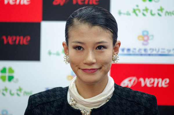 モデルボクサー・高野人母見が「WBO女子世界スーパーフライ級タイトルマッチ」に挑戦。協栄ボクシングジムで記者会見（2015年9月7日）