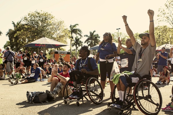 世界同時開催の脊髄損傷医療支援マラソンに136カ国の老若男女が参加