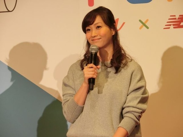 母親でもあるタレントの藤本美貴氏