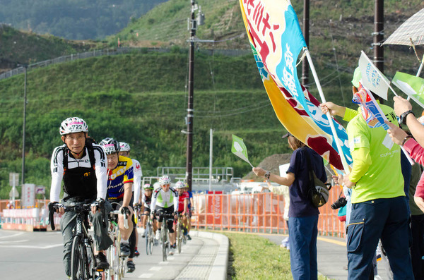 ツール・ド・東北2015には3478名のライダーが参加した（9月13日）