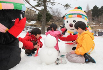 六甲山スノーパーク、ひと足早く雪に触れられるプレイベント開催12/5