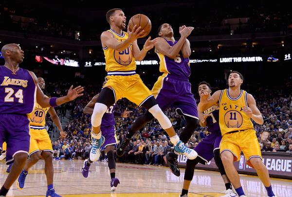 ゴールデンステート・ウォリアーズ、NBA新記録の開幕16連勝（2015年11月24日）