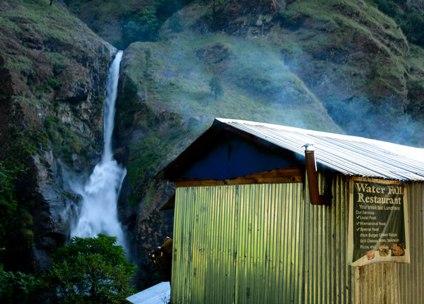 Nepal trekking