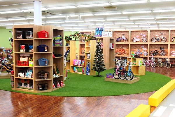 サイクルベースあさひのキッズサイクル専門店「KIDS PARK」…大阪吹田市にオープン