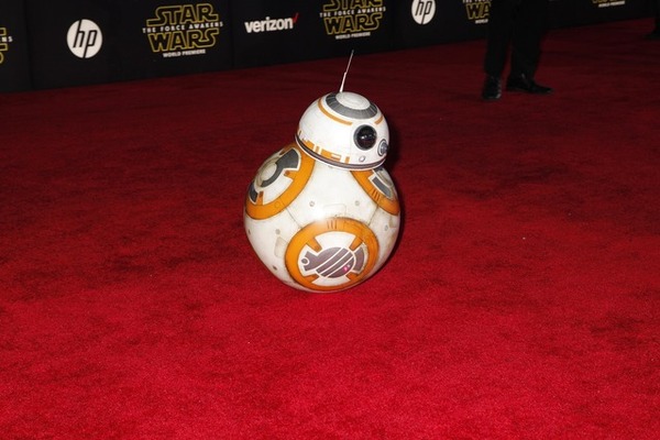 BB-88／『スター・ウォーズ／フォースの覚醒』ワールドプレミア- (C) 2015 Lucasfilm Ltd. & TM. All Rights Reserved