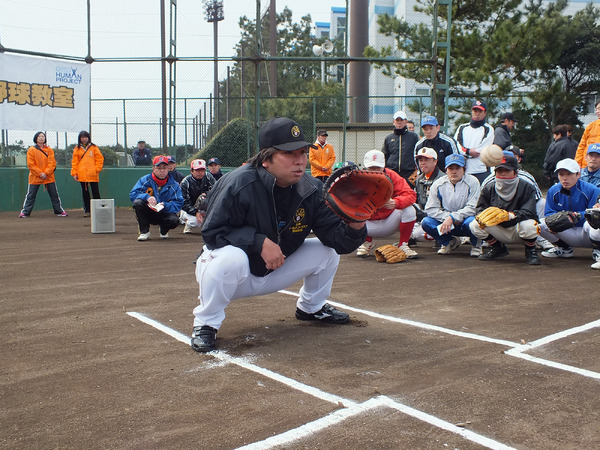 プロ野球OBが教える三井ゴールデン・グラブ野球教室…指導者向けに神戸で開催