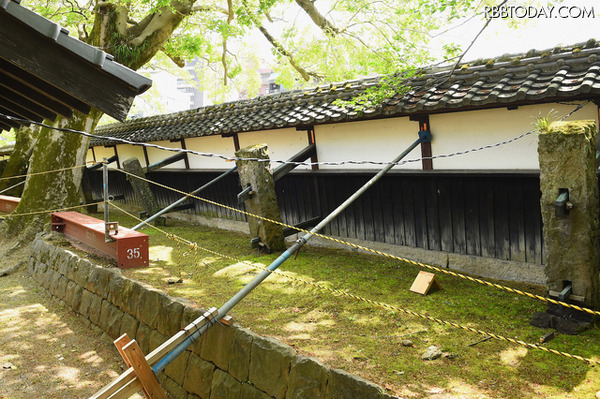 石垣が崩れるなど、地震による被害が出ている熊本城 (C)GettyImages