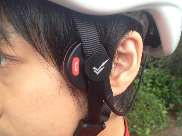 耳をふさがない自転車専用ワイヤレスヘッドセット「ヴォーチェ・ラブル」