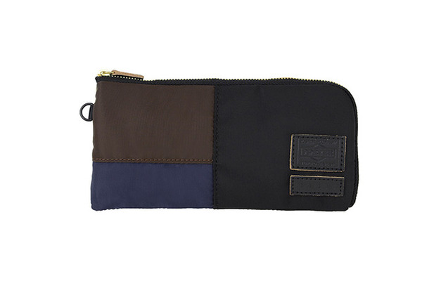 ZIP WALLET WIDE／W20xH11xD1cm／1万9,000円／MARNI