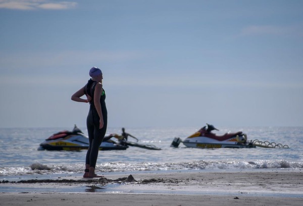 海でのスポーツも多く、夏は子どもたちも参加する