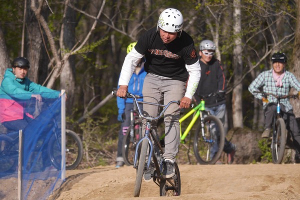 八ヶ岳に自転車競技レジャーパークYBP