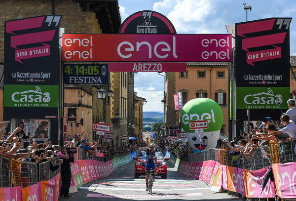 ジロ・デ・イタリア第8ステージを制したエティックス・クイックステップのジャンルカ・ブランビッラ（イタリア）