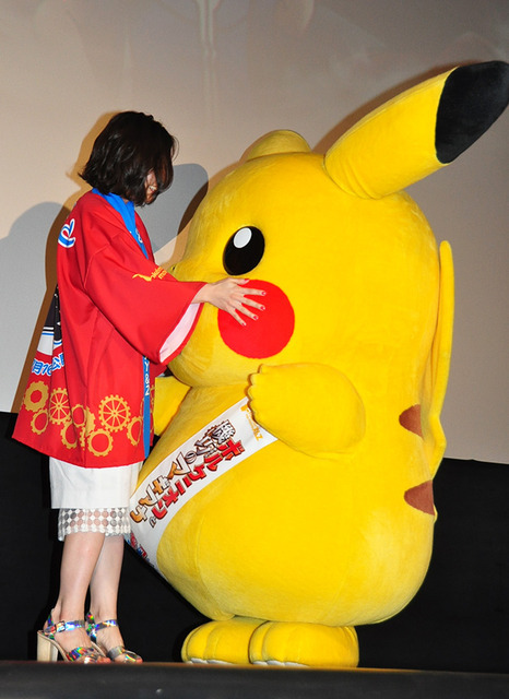 松岡茉優／『ポケモン ザ・ムービーXY＆Z「ボルケニオンと機巧（からくり）のマギアナ」』舞台挨拶